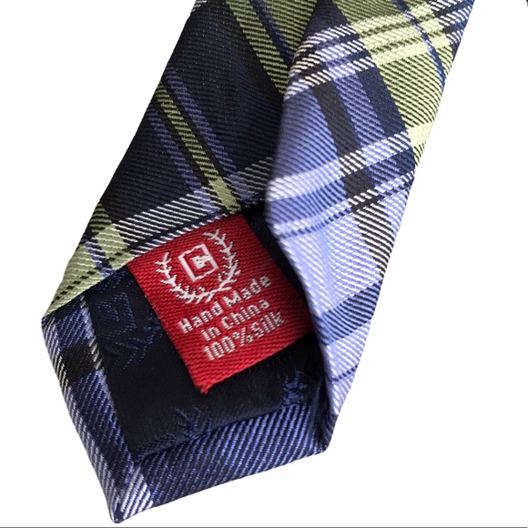 CHAPS Plaid 100% Silk Tie New With Tag - Picture 3 of 4